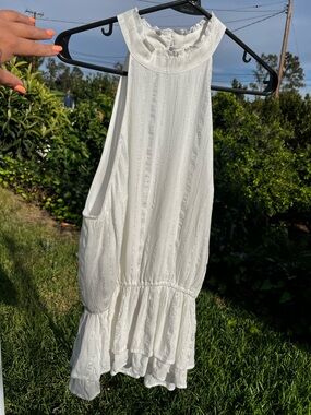 NWT!Abercrombie & Fitch White Metallic-Strip Halter Top size large